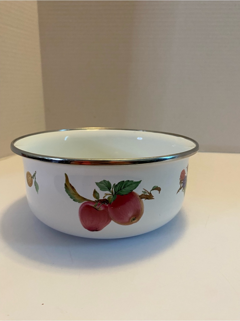 Vintage Franciscan Enamel Wear Apples Mixing Bowl, With Silver Ring